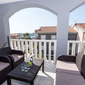  Apartman Bozana
